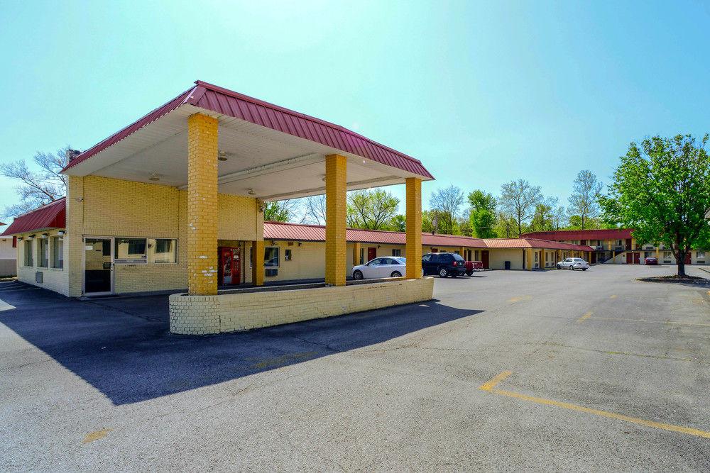 Econo Lodge Inn & Suites Carbondale Exteriér fotografie