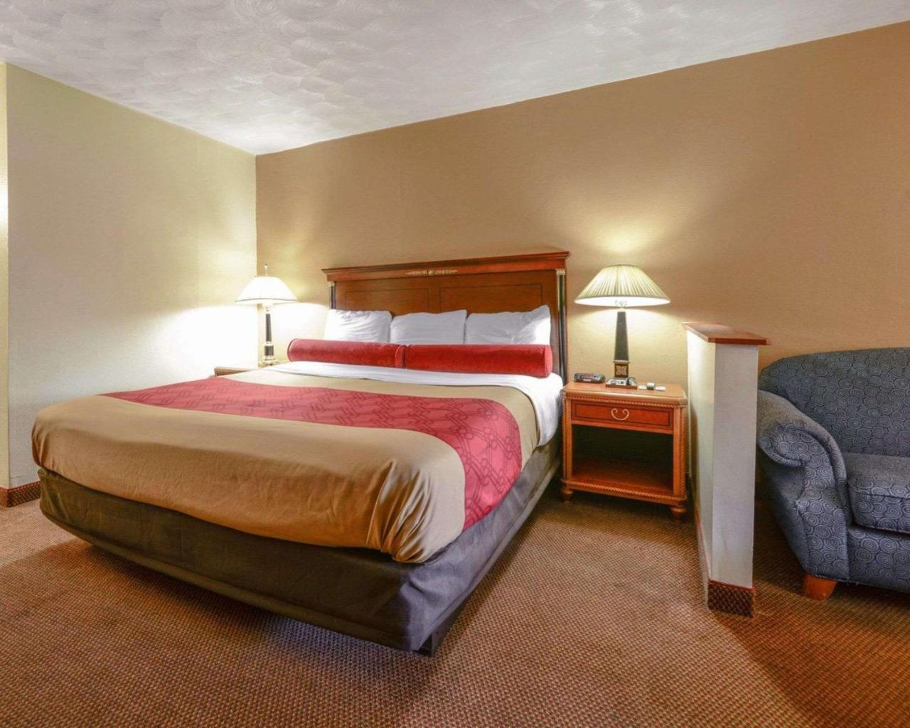 Econo Lodge Inn & Suites Carbondale Exteriér fotografie